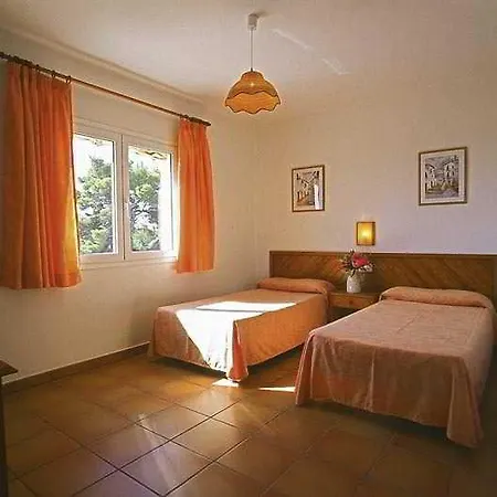 Benet Pinares ホテル 3*
